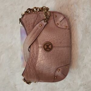 MetroCity mauve handbag with gold hardware